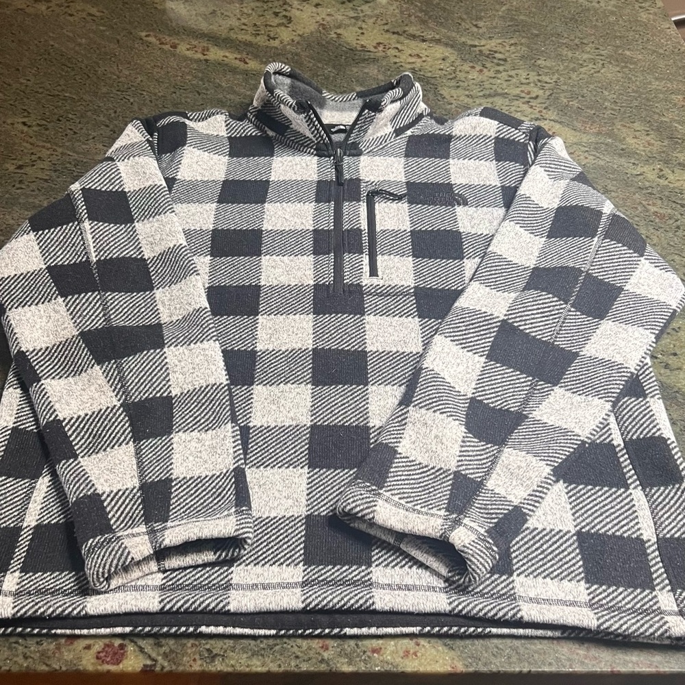 The North Face Gordon Lyons ½ Zip // Black Plaid // XL - Picture 6 of 6